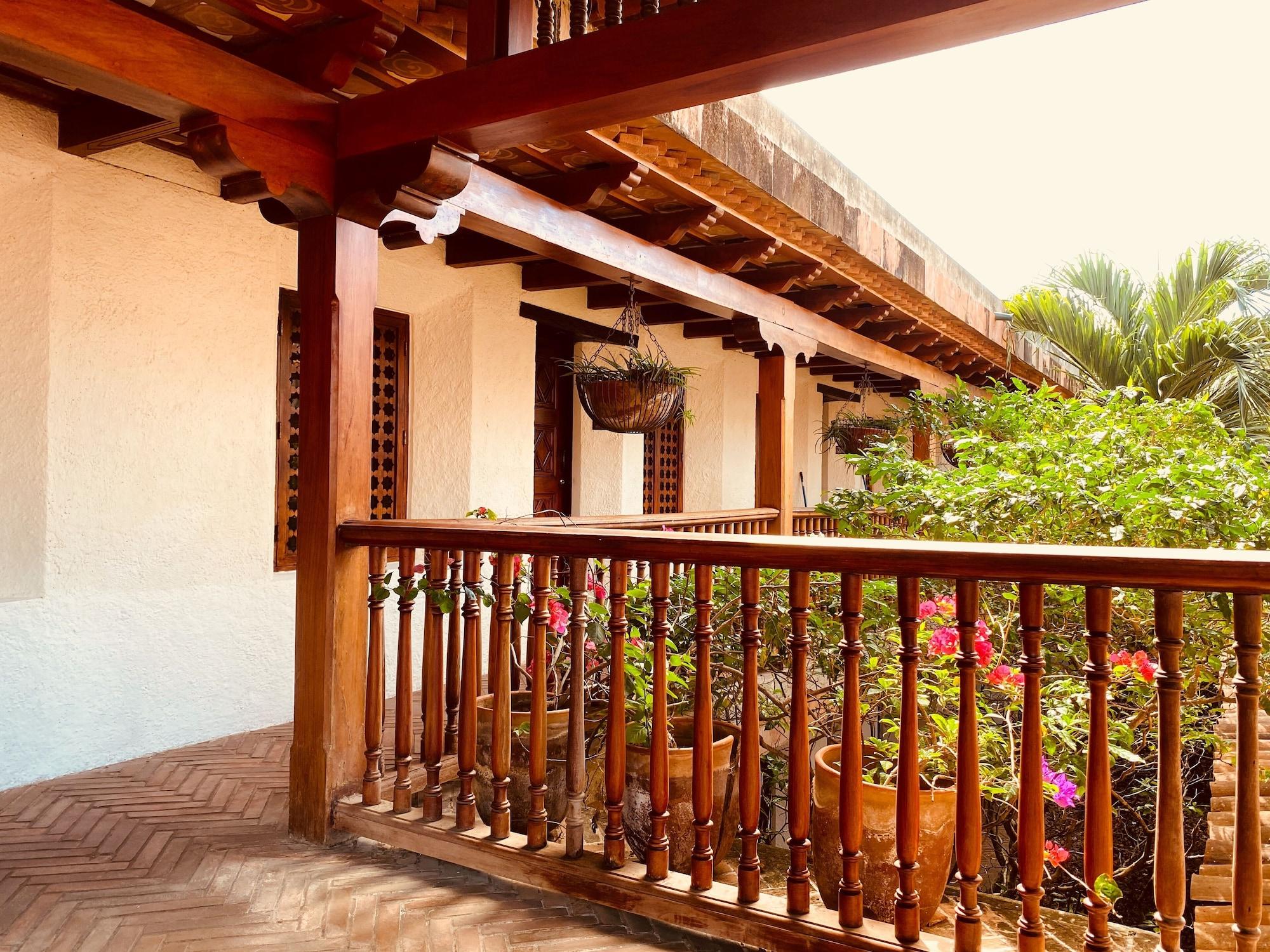 Hotel El Internacional Гранада Экстерьер фото