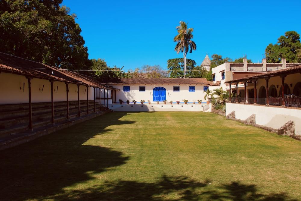 Hotel El Internacional Гранада Экстерьер фото