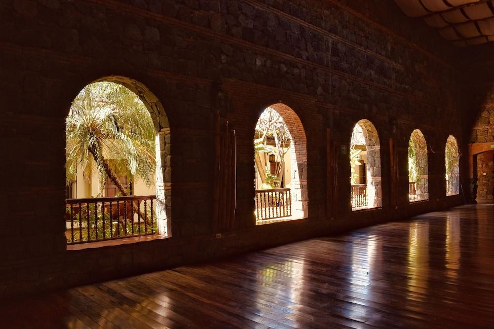 Hotel El Internacional Гранада Экстерьер фото