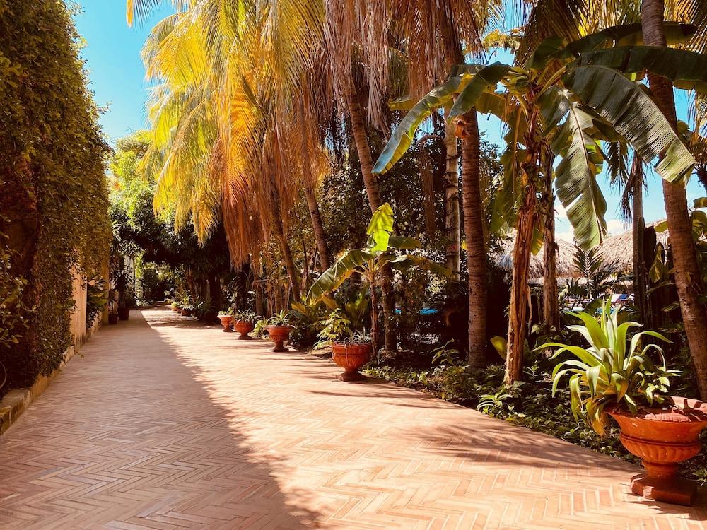 Hotel El Internacional Гранада Экстерьер фото