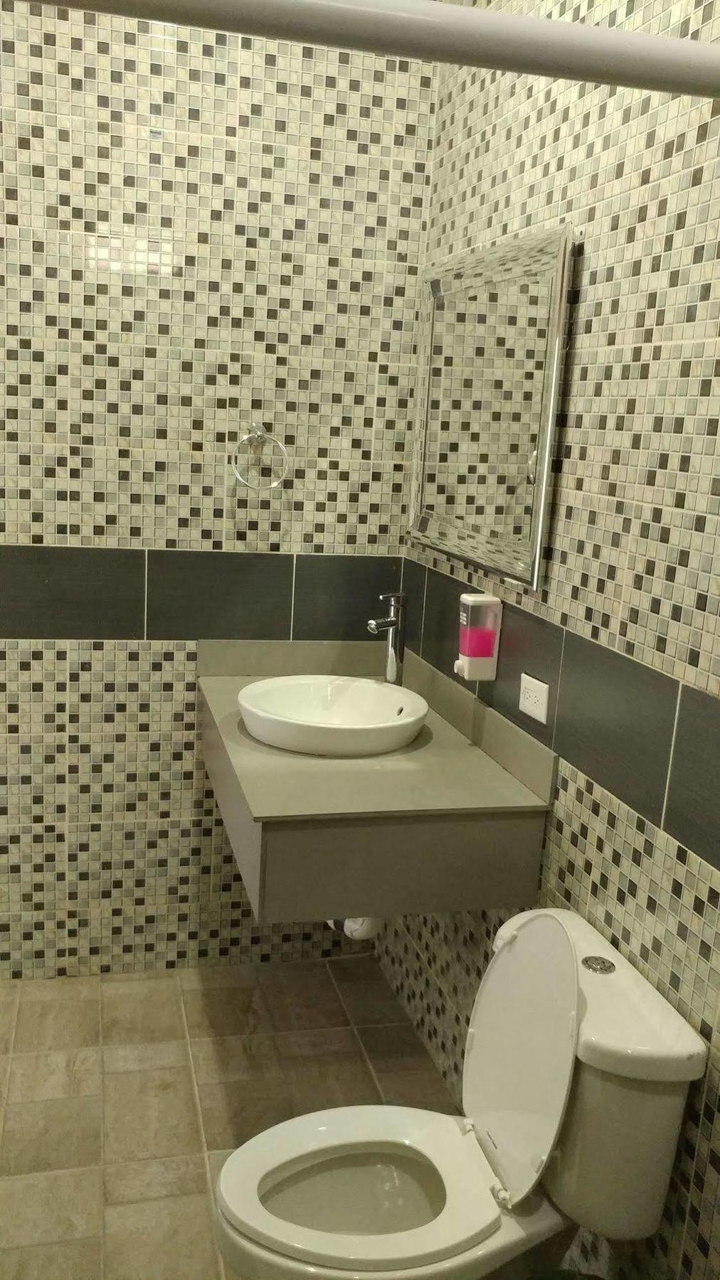 Hotel El Internacional Гранада Экстерьер фото